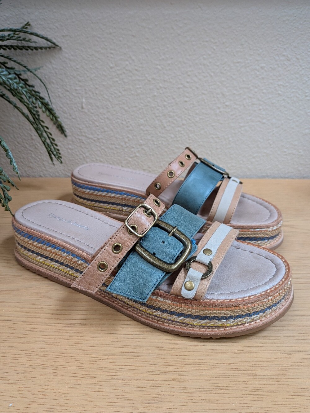 Django & Juliette Vitan Blue Tan Leather Buckle Platform Slide Sandals Size 40